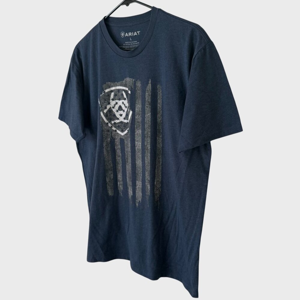 Ariat Vertical American Flag T-Shirt Blue Men's Large Short-Sleeve Graphic Tee - Picture 2 of 10